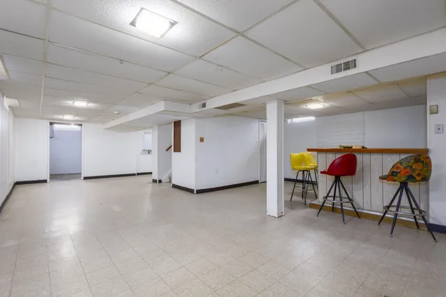 $1,650 | 8261 Gerald Avenue, Warren, MI 48093