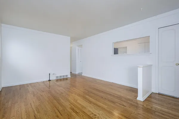 $1,650 | 8261 Gerald Avenue, Warren, MI 48093