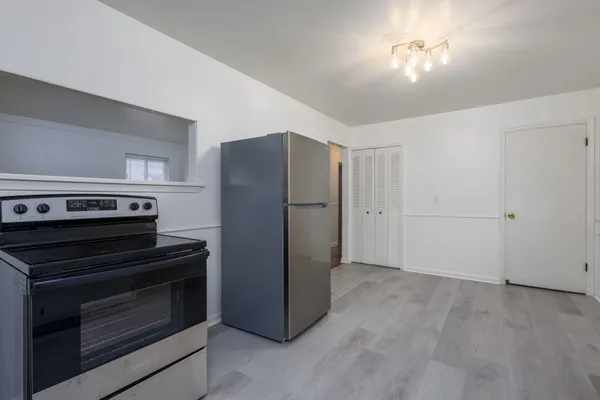 $1,650 | 8261 Gerald Avenue, Warren, MI 48093