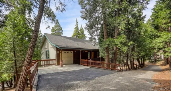 $698,000 | 196 B Lane, Lake Arrowhead, CA 92352