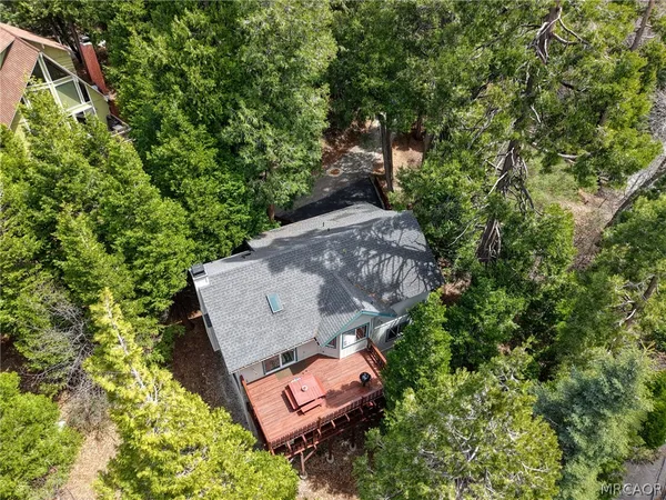 $698,000 | 196 B Lane, Lake Arrowhead, CA 92352