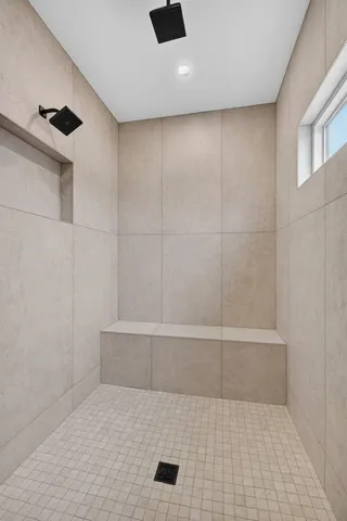 $755,000 | 7091 Spring Creek Drive, Bettendorf, IA 52722