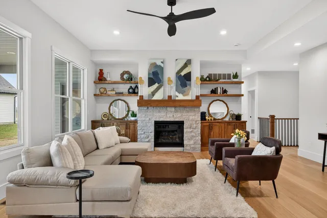 $755,000 | 7091 Spring Creek Drive, Bettendorf, IA 52722