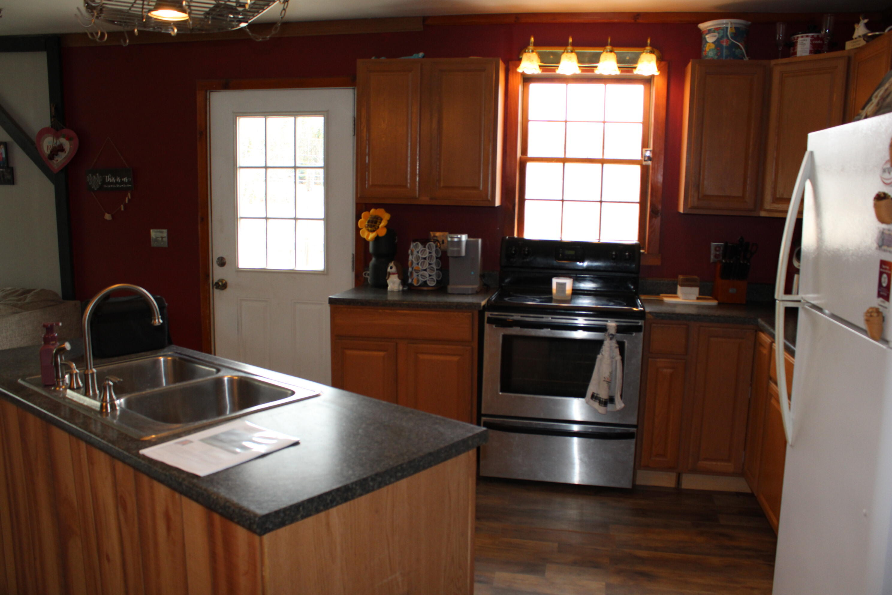 1010 Mapleton Road Mapleton, ME 04757 - Photo 15 of 33