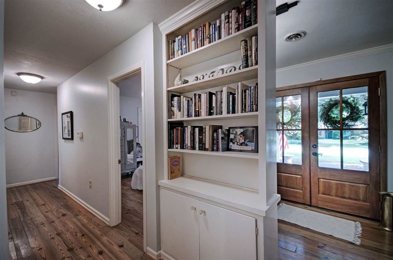 2241 Southwood Road Jackson, MS 39211 - Photo 17 of 31 Photo 17