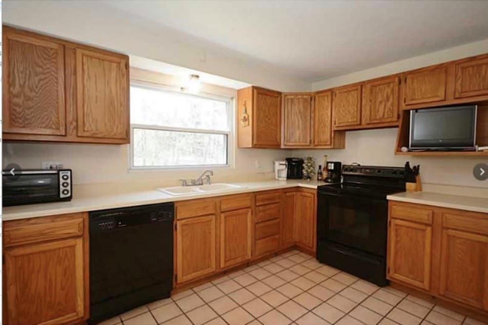 4016 Gibsonia Road Gibsonia, PA 15044 - Photo 7 of 19 Gallery Image 7