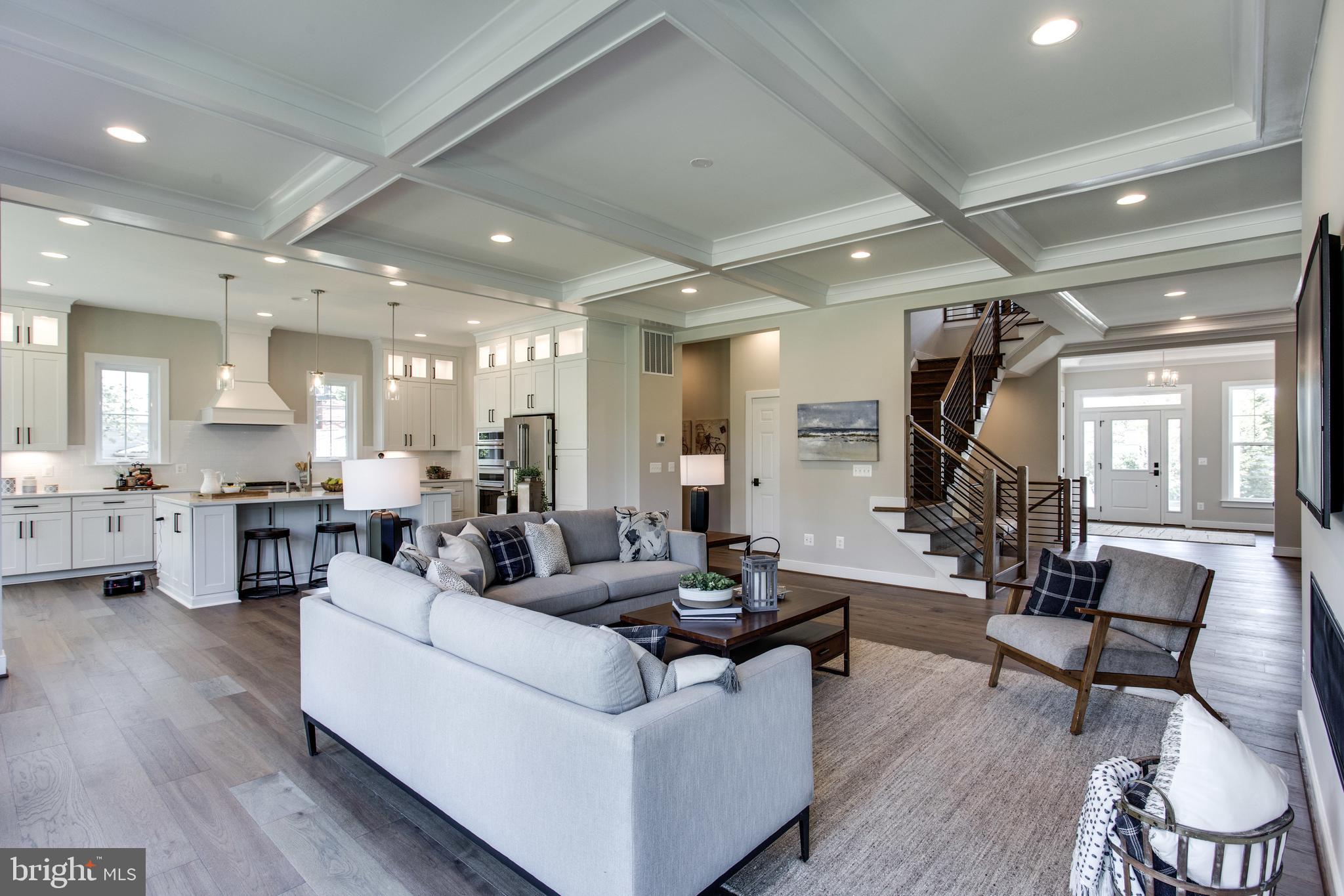 7110 Sea Cliff Road McLean, VA 22101 - Photo 13 of 45 Family Room