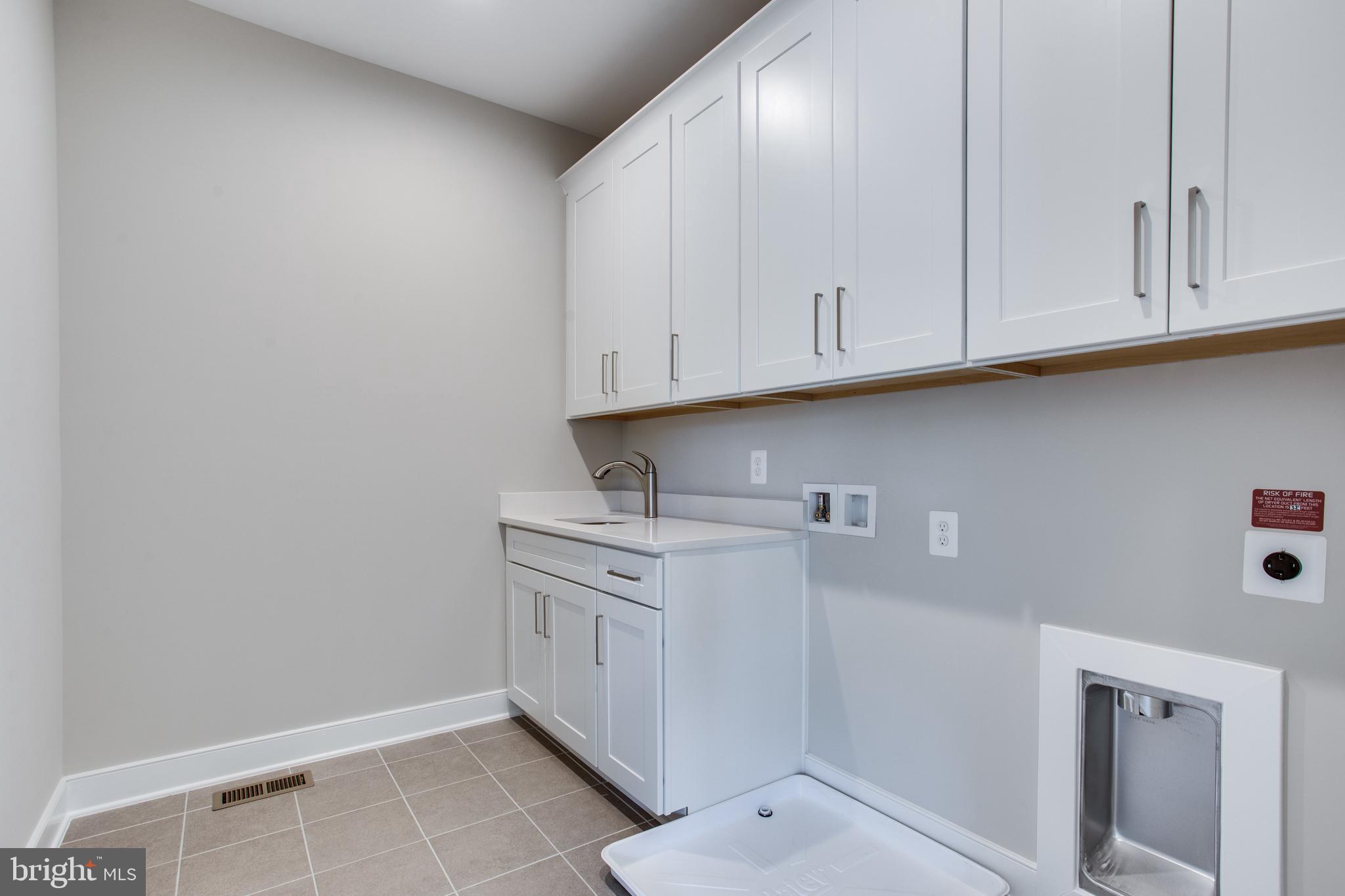 7110 Sea Cliff Road McLean, VA 22101 - Photo 23 of 45 Upper Level Laundry Room