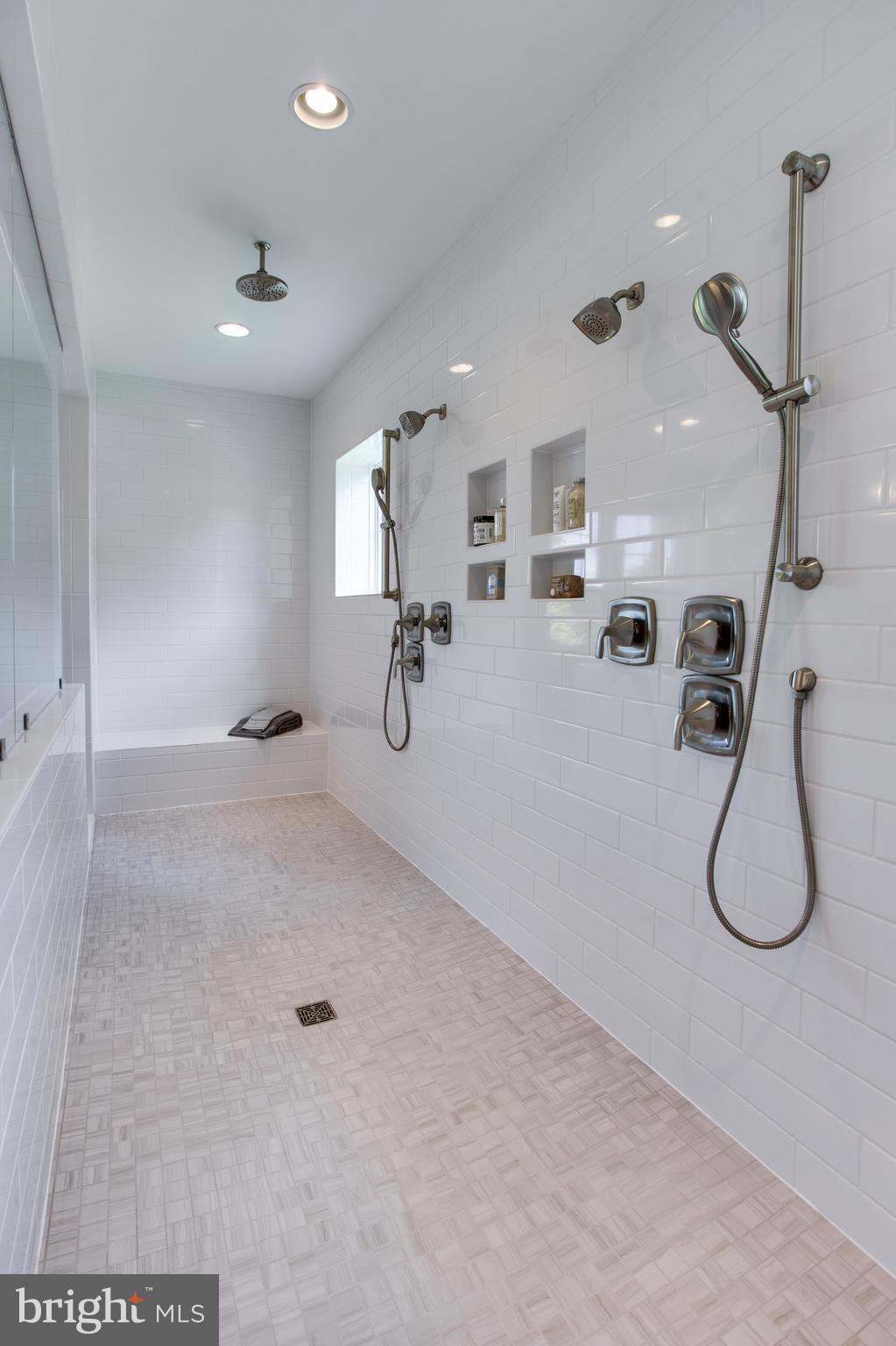 7110 Sea Cliff Road McLean, VA 22101 - Photo 28 of 45 Dual Showers