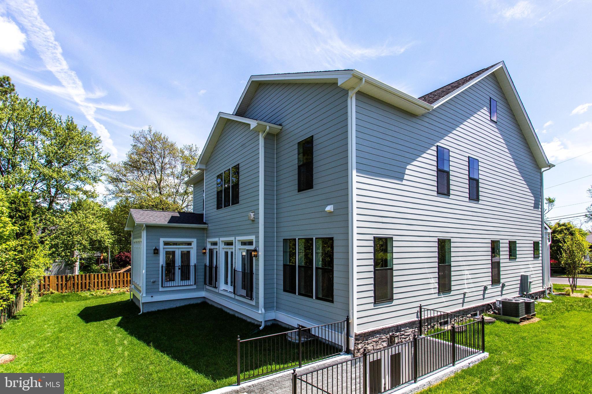7110 Sea Cliff Road McLean, VA 22101 - Photo 40 of 45 Exterior
