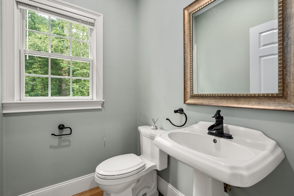 220 Newtown Road Acton, MA 01720 - Photo 12 of 42