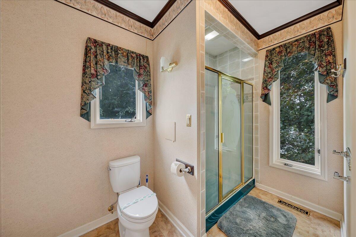 968 Tall Tree Road Wirtz, VA 24184 - Photo 27 of 70 40-D R E A M-1658