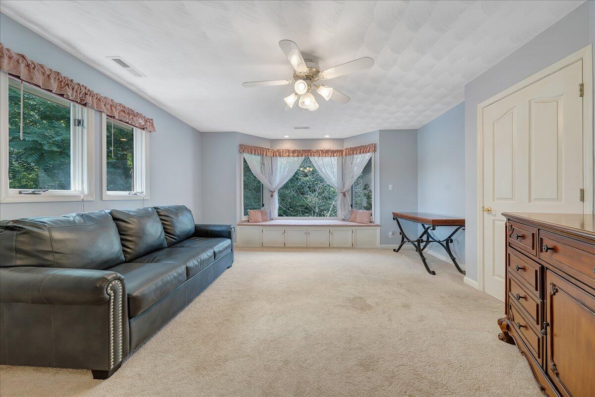 968 Tall Tree Road Wirtz, VA 24184 - Photo 37 of 70 30-D R E A M-1648