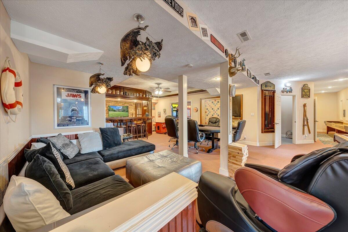 968 Tall Tree Road Wirtz, VA 24184 - Photo 45 of 70 12-D R E A M-1630