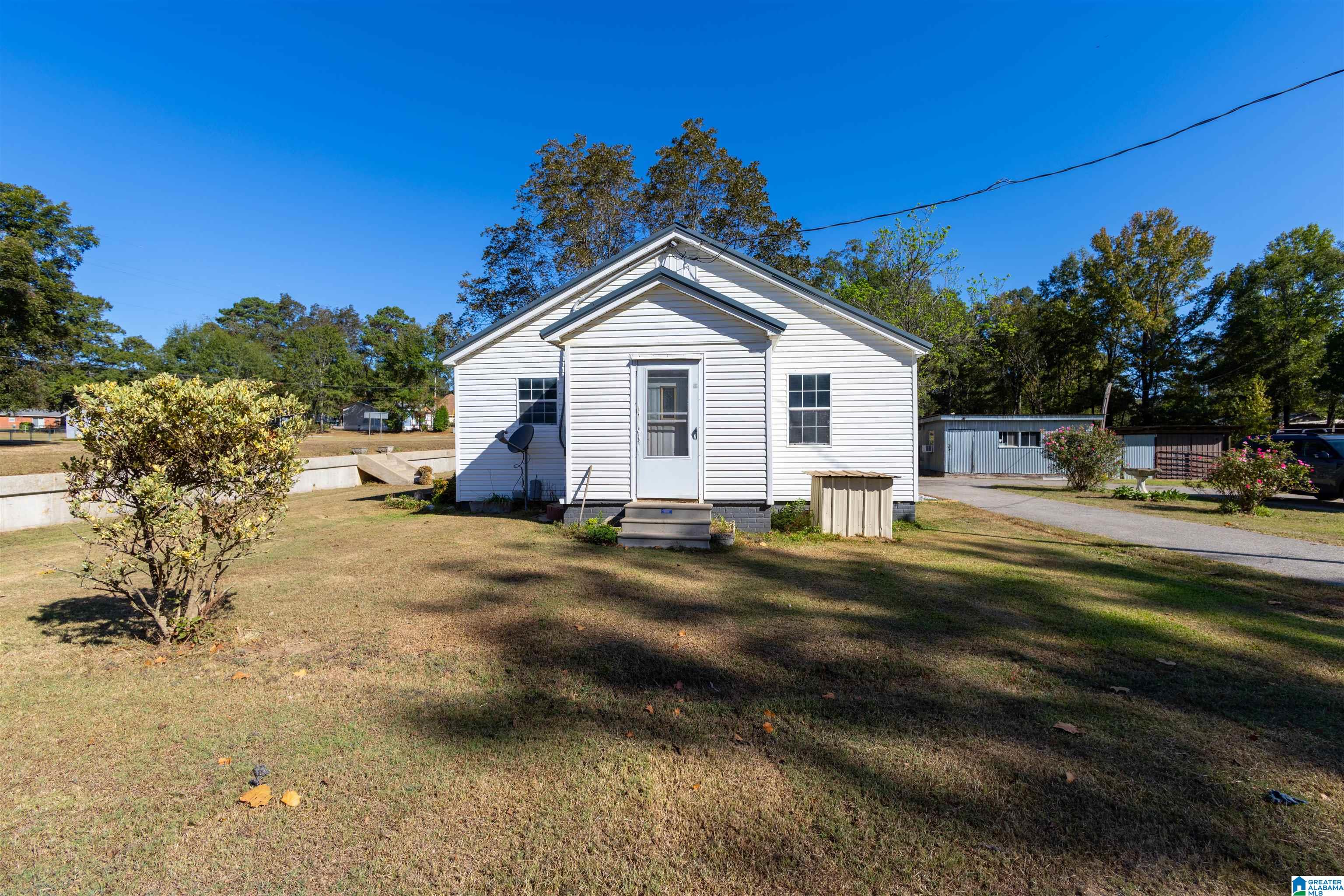 9 Oil Tank Road Maplesville, AL 36750 - Photo 4 of 30
