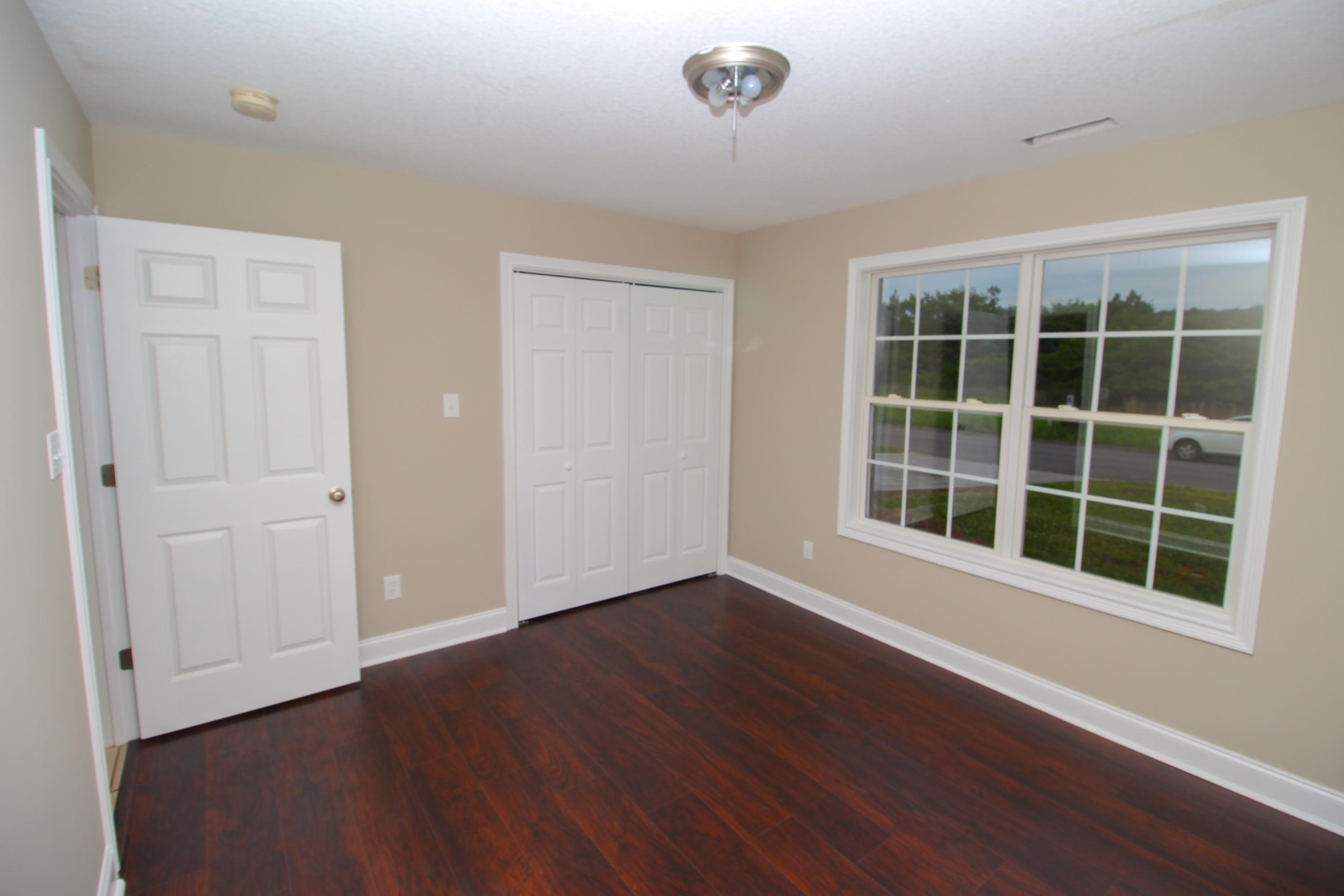 721 Spring Park Road Knoxville, TN 37914 - Photo 5 of 9 IMG_9272
