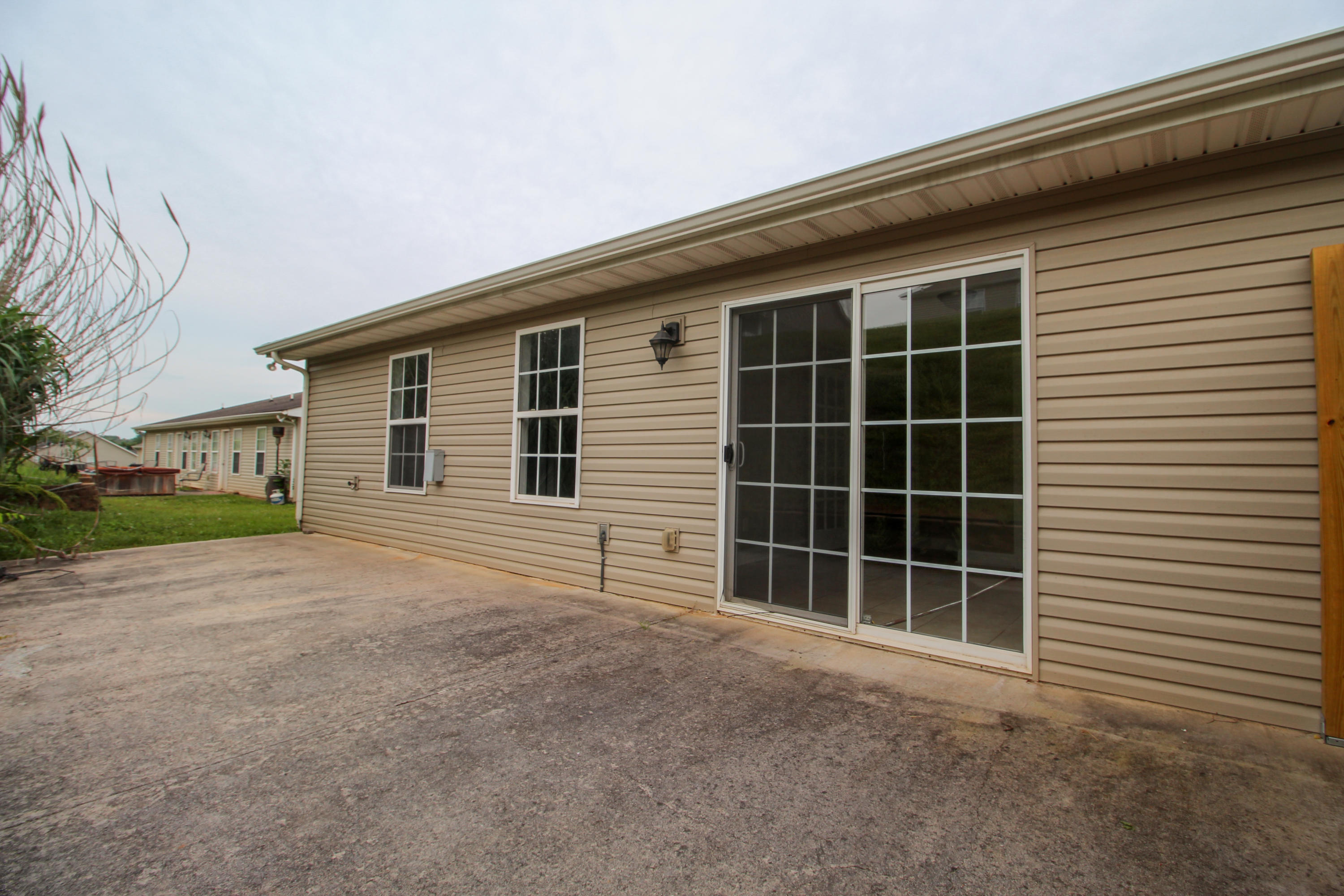 721 Spring Park Road Knoxville, TN 37914 - Photo 8 of 9 IMG_9283