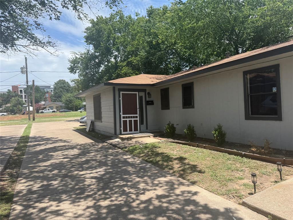109 Ray Street Arlington, TX 76010 - Photo 2 of 9