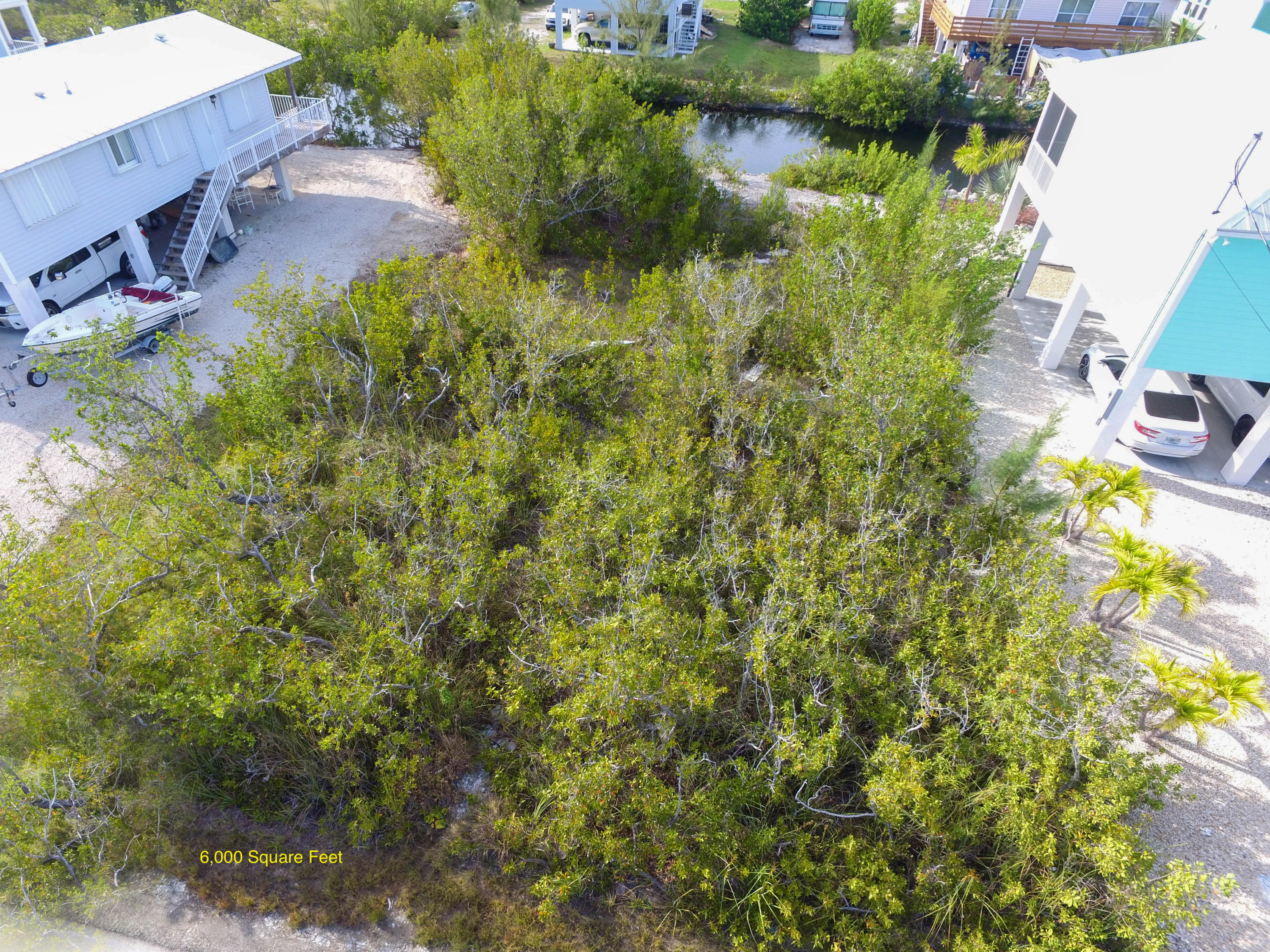 27 Mariposa Road Summerland Key, FL 33042 - Photo 3 of 13 6,000 Square Feet