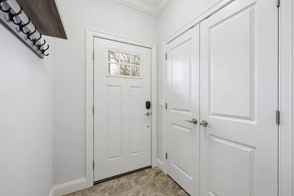 $425,000 | 70 Hatfield Street, Unit 70B, Northampton, MA 01060