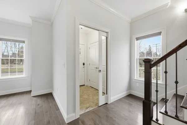 $425,000 | 70 Hatfield Street, Unit 70B, Northampton, MA 01060