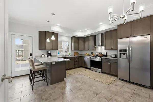 $425,000 | 70 Hatfield Street, Unit 70B, Northampton, MA 01060