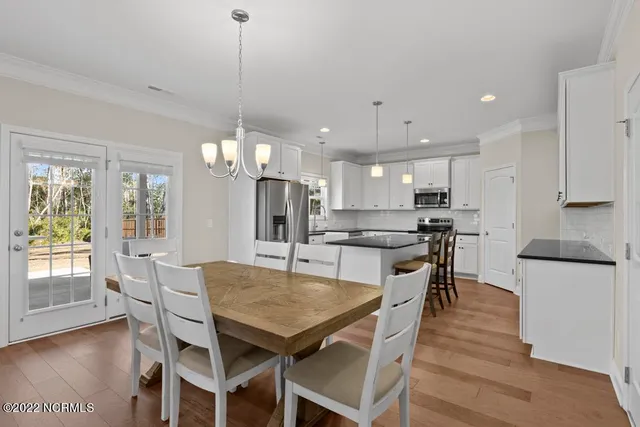 $2,600 | 906 Needlerush Road, Sneads Ferry, NC 28460