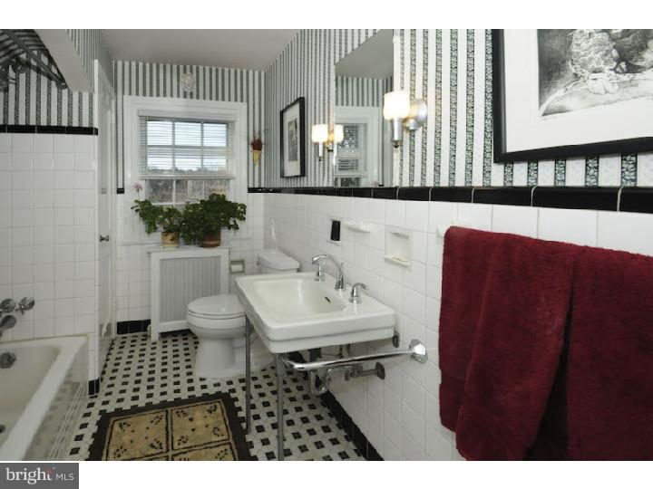 802 Church Road Elkins Park, PA 19027 - Photo 17 of 25 Bathroom