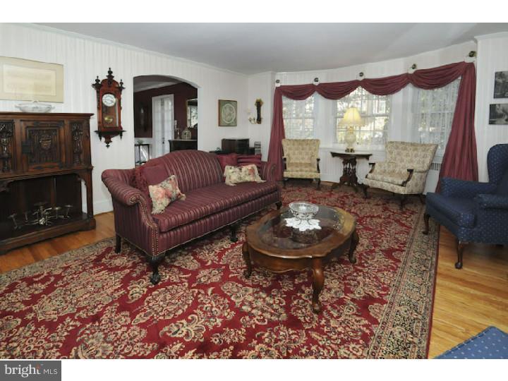 802 Church Road Elkins Park, PA 19027 - Photo 5 of 25 Living Room