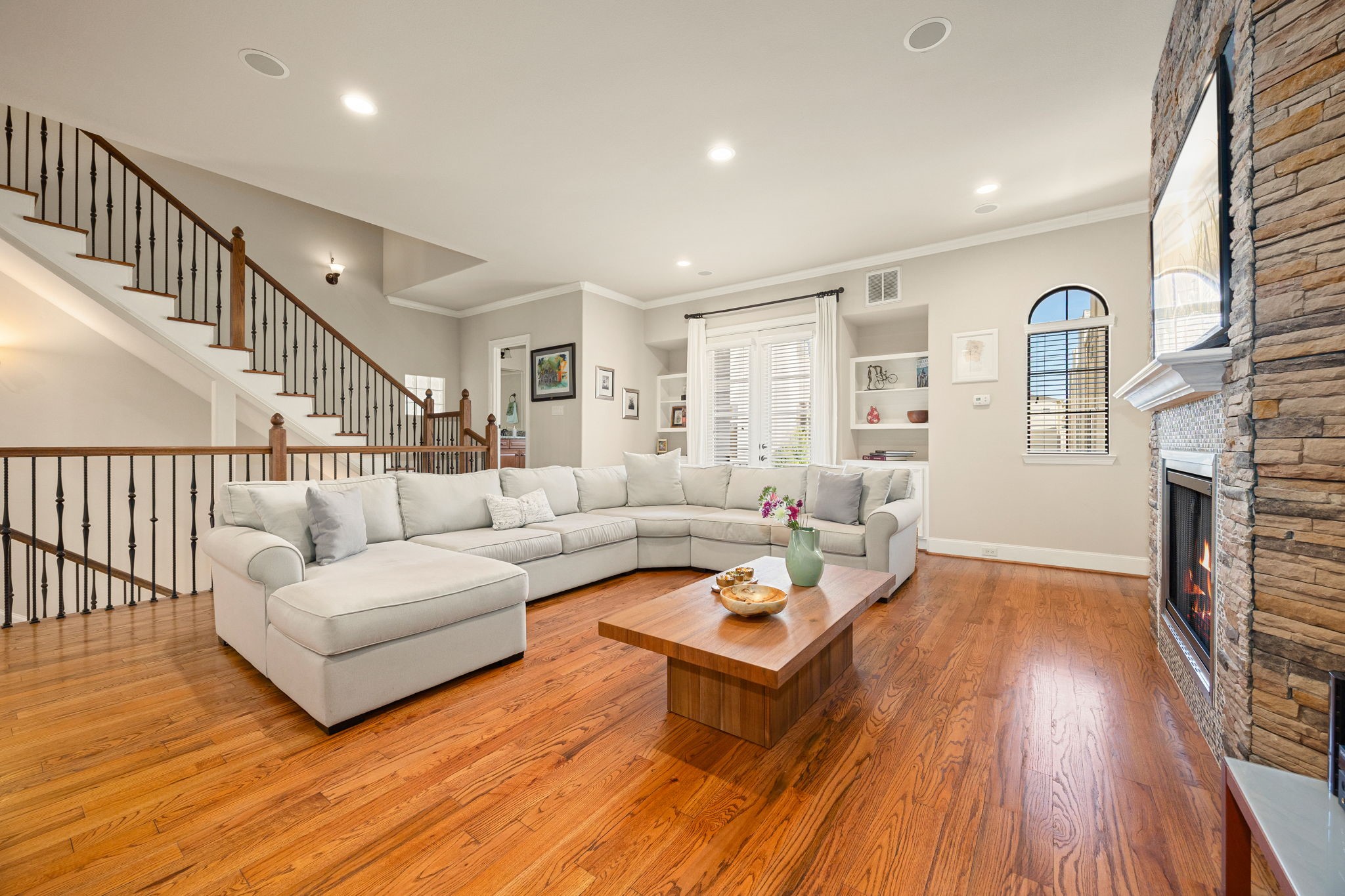 821 Lester Street Houston, TX 77007 - Photo 11 of 41 This place feels larger than anyone anticipates! It is airy, elegant and well maintained!