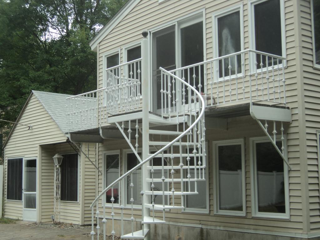 14 Westgate Road Derry, NH 03038 - Photo 33 of 34 Gallery Image 33
