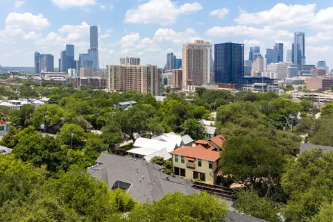 $849,000 | 1004 East 13th Street, Unit A, Austin, TX 78702