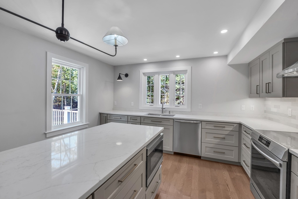 128 Old Southbridge Road Dudley, MA 01571 - Photo 23 of 42