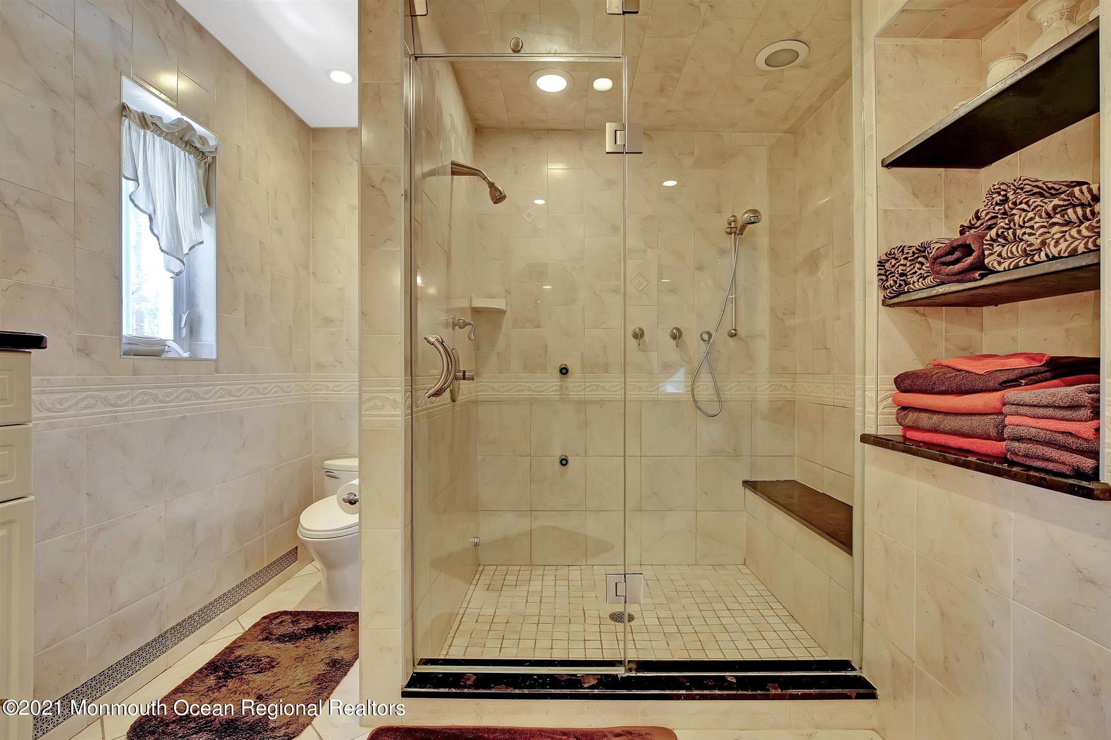 11 Pence Road Manalapan, NJ 07726 - Photo 18 of 30 23-Master Bathroom