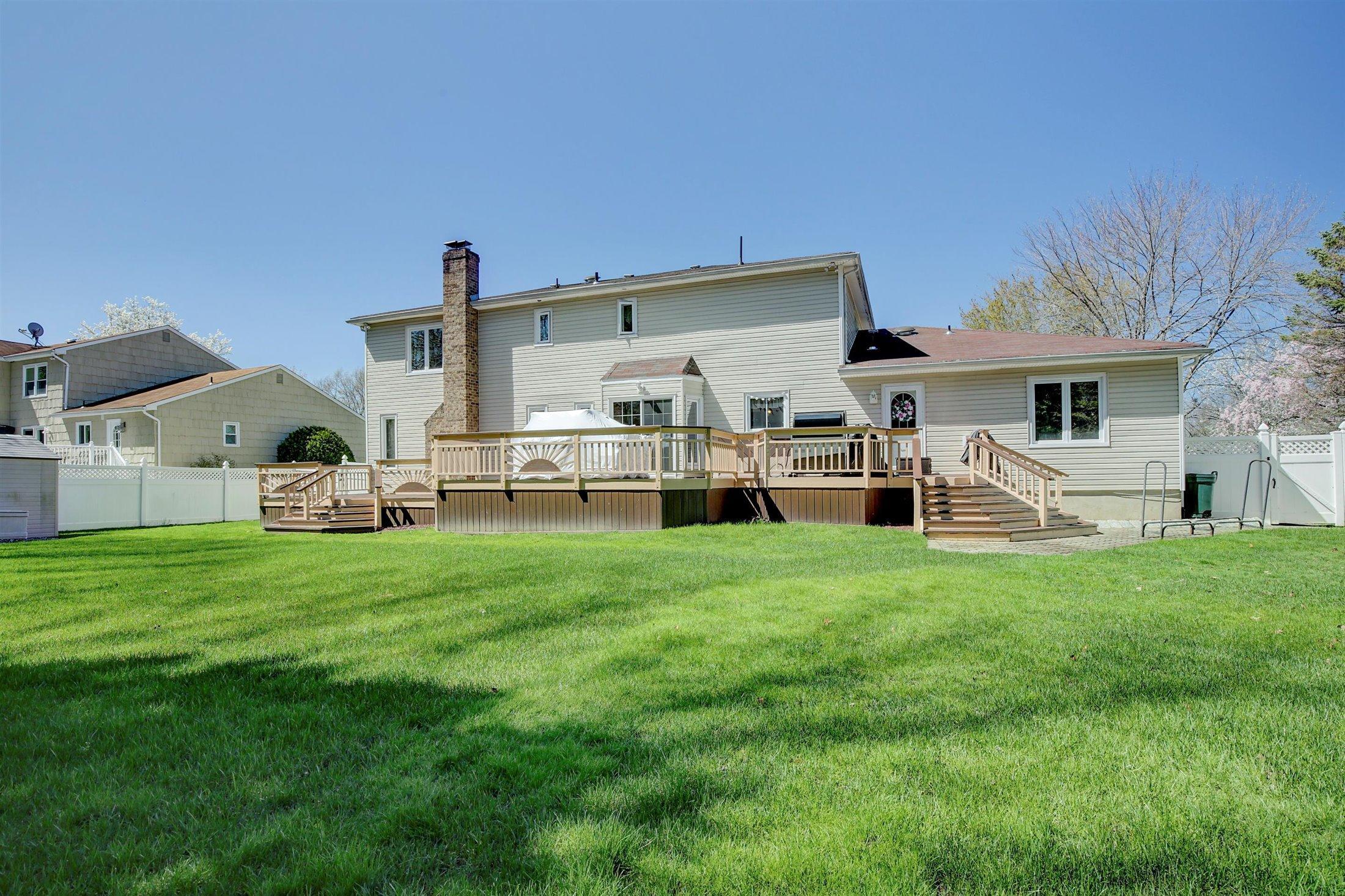 11 Pence Road Manalapan, NJ 07726 - Photo 29 of 30 34-Backyard