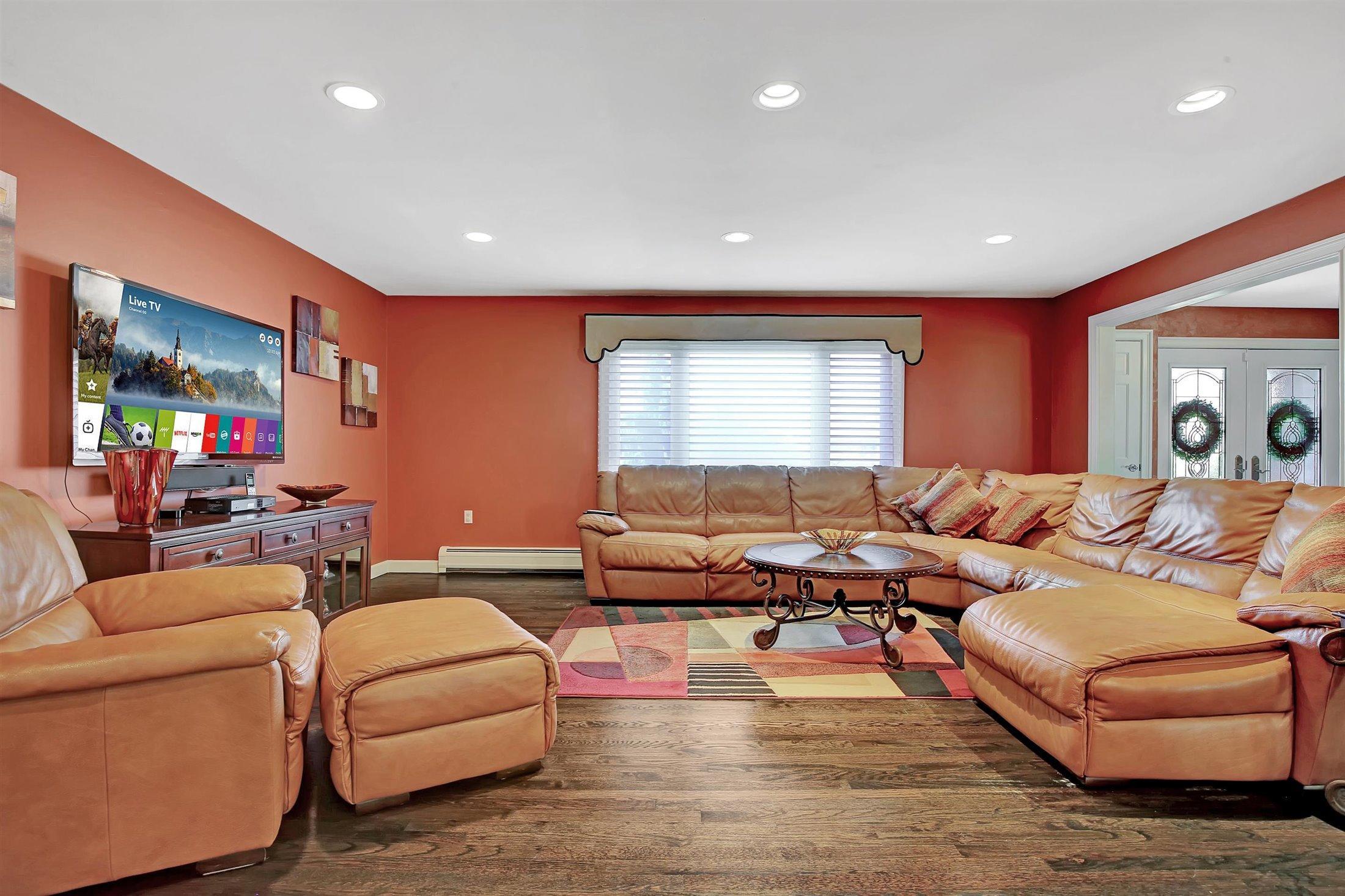 11 Pence Road Manalapan, NJ 07726 - Photo 5 of 30 08-Family Room