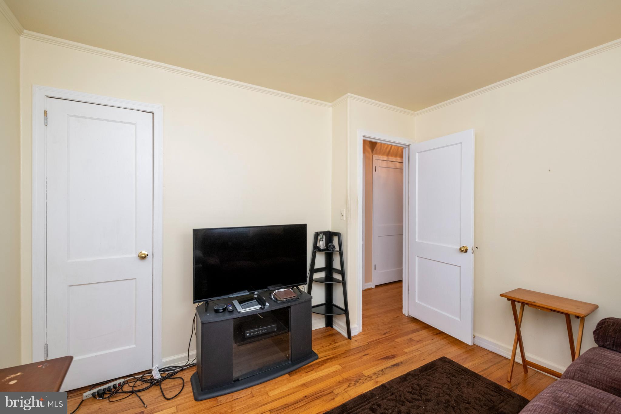 3432 Sollers Point Road Dundalk, MD 21222 - Photo 17 of 25 2nd Bedroom