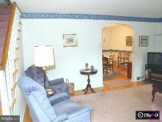 406 East Springfield Road Springfield, PA 19064 - Photo 2 of 6