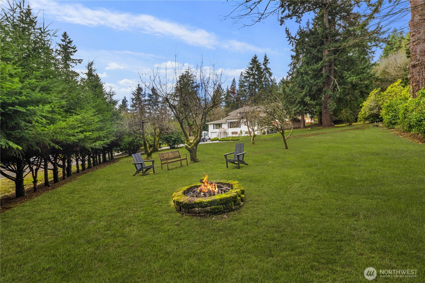 641 Northwest 175th Street Shoreline, WA 98177 - Photo 35 of 40 a view of a golf course with a garden
