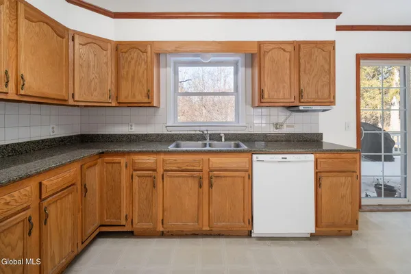 $376,300 | 12 Pine Avenue, Johnstown, NY 12095