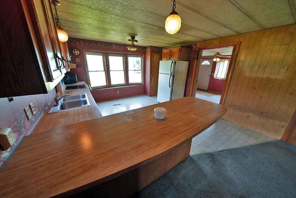 440 B Road Houlton, ME 04730 - Photo 9 of 35 bar-counter-kitchen-440-B