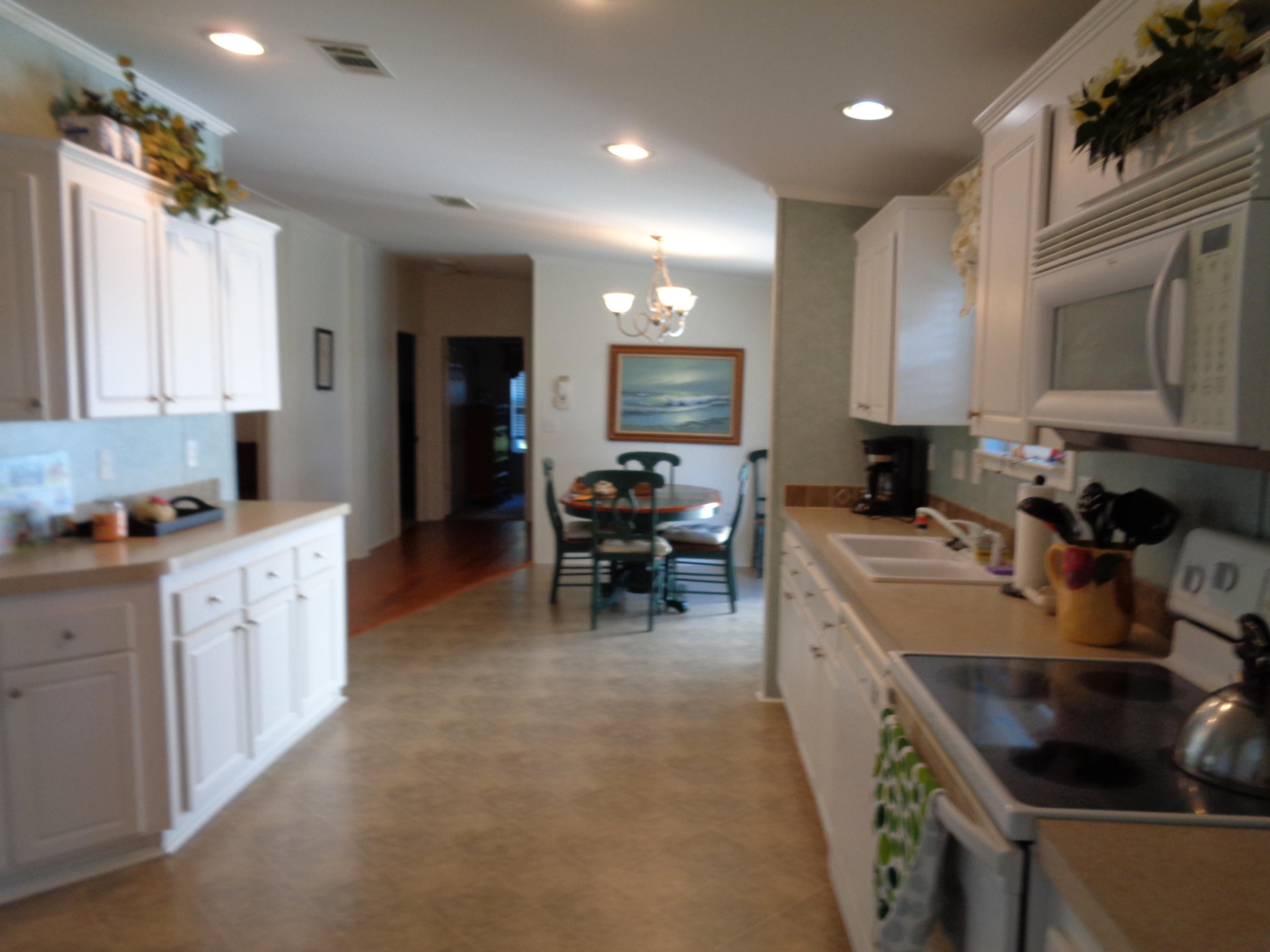 1460 Southwest 64th Way Boca Raton, FL 33428 - Photo 8 of 20 DSC00044