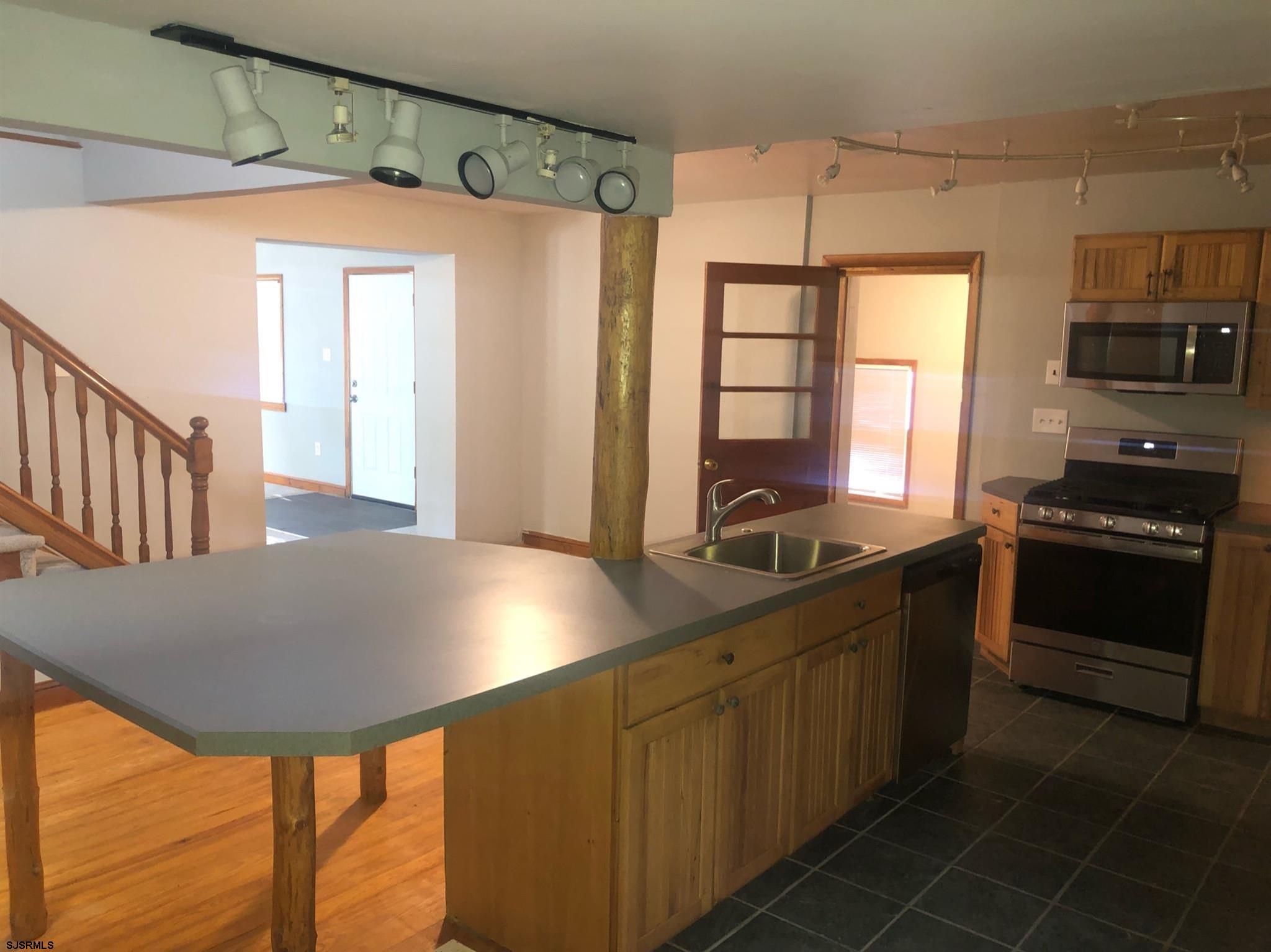 156 Spring Road Millville, NJ 08332 - Photo 14 of 32 Gallery Image 14