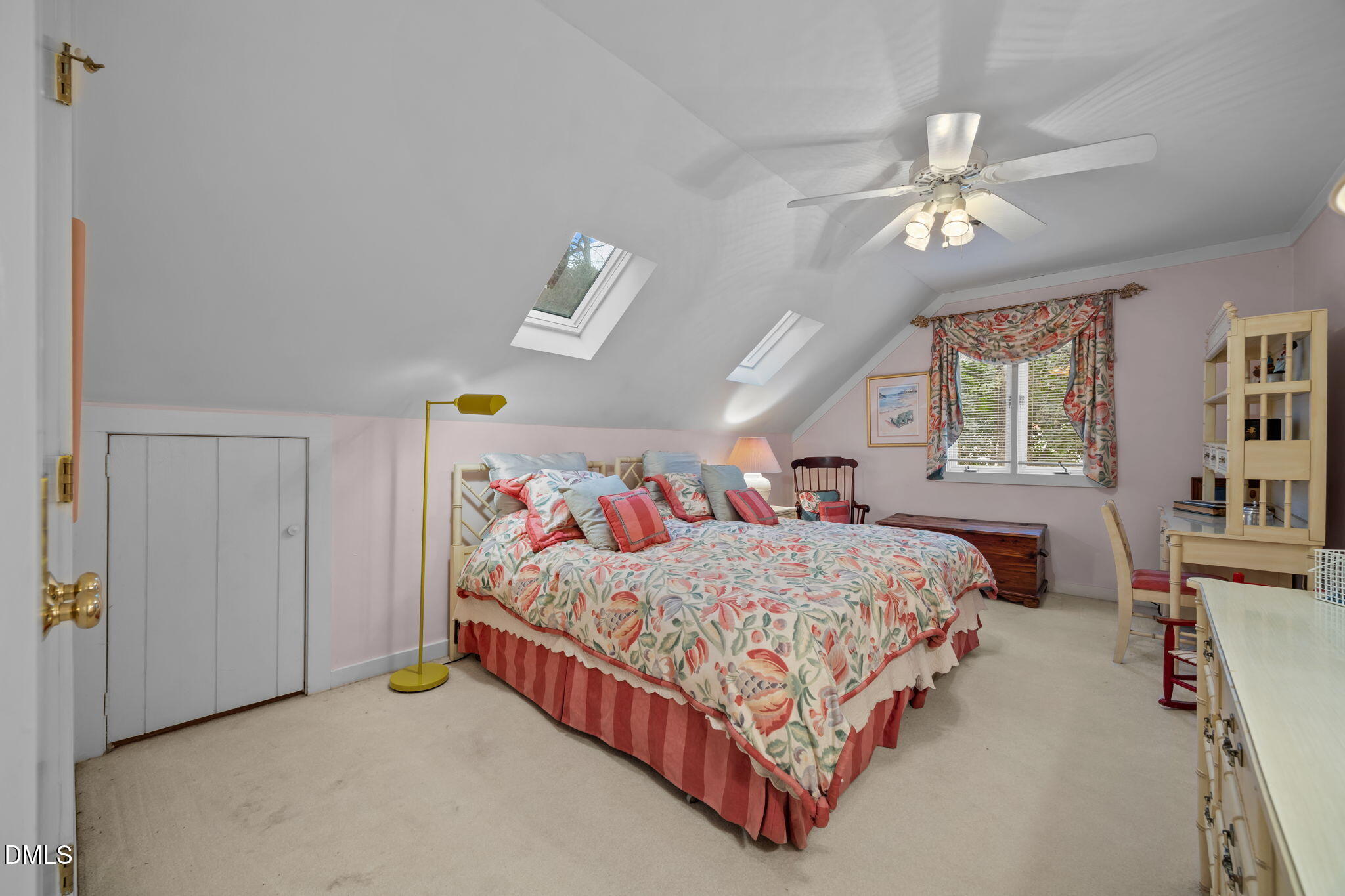 2416 Ridge Road Raleigh, NC 27612 - Photo 36 of 51 -