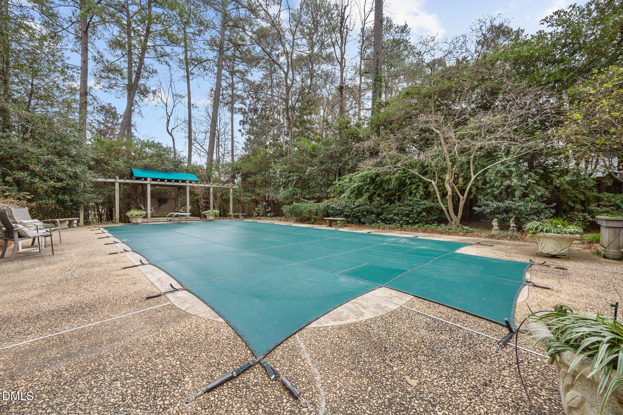 2416 Ridge Road Raleigh, NC 27612 - Photo 40 of 51 -