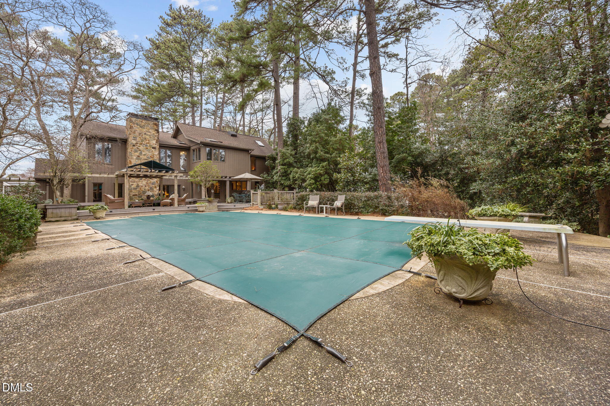 2416 Ridge Road Raleigh, NC 27612 - Photo 44 of 51 -