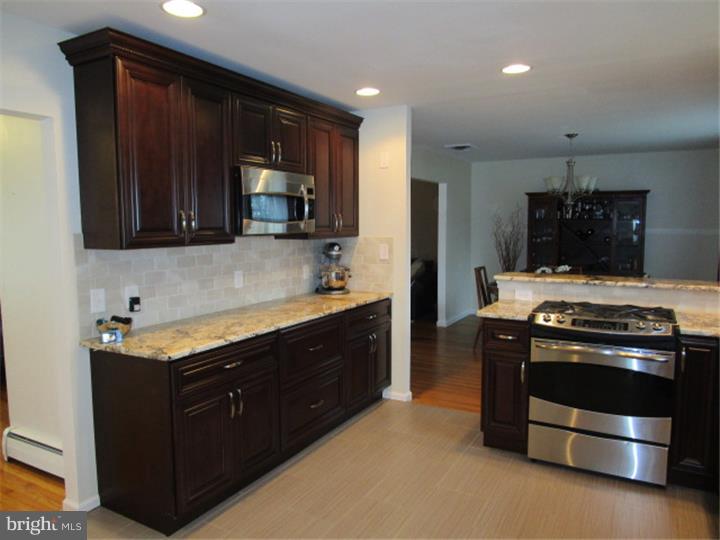 2 Old Forge Road Pennsville, NJ 08070 - Photo 4 of 25