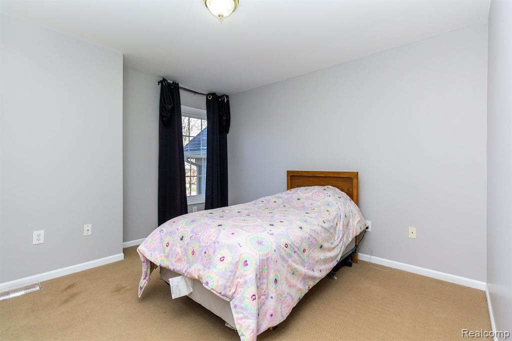 1582 Nadine Rochester Hills, MI 48307 - Photo 35 of 58