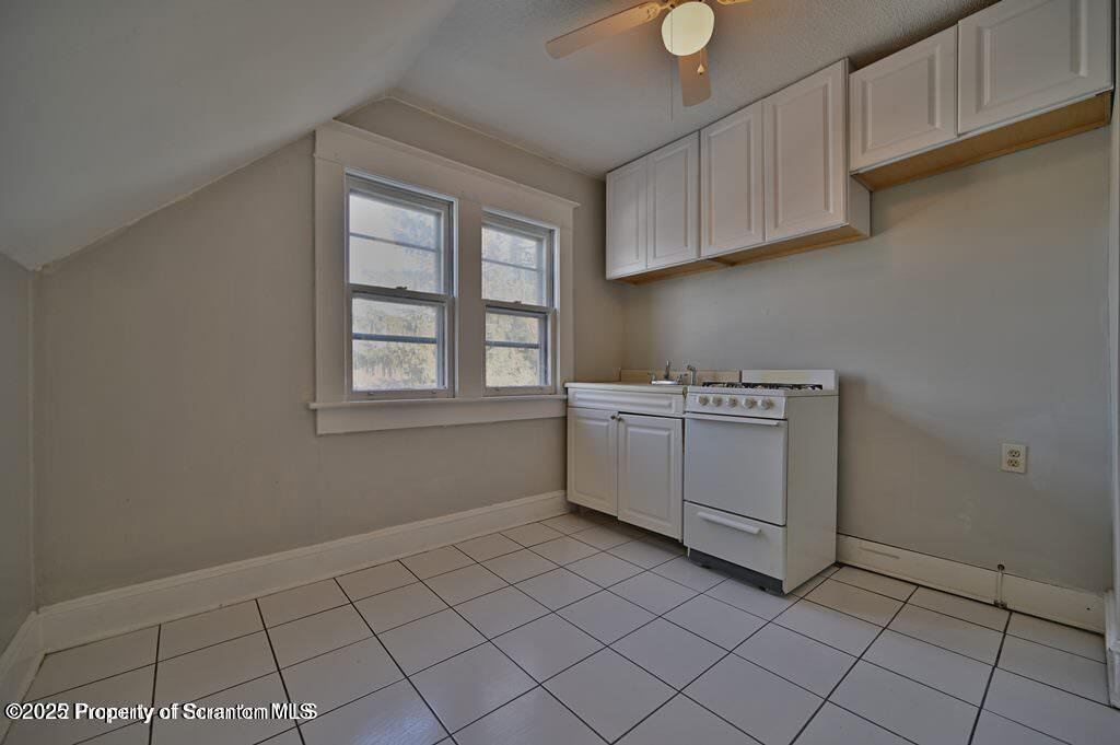 2211 Brown Avenue Scranton, PA 18509 - Photo 13 of 37 20220116222703582211000000-o