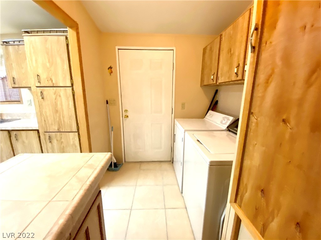 5537 Aldama Road Las Vegas, NV 89122 - Photo 9 of 24